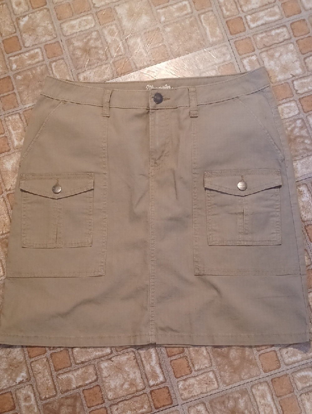Utility Pocket Khaki Skirt - Women's Size 12 Wrangler